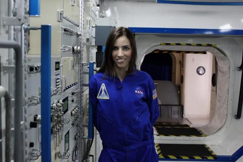 «Διδάσκω τους αστροναύτες στη NASA & κάνω έρευνες για θεραπείες στα νεογνά»: Η Ελένη Αντωνιάδου έναν χρόνο μετά την ανακήρυξή της σε Woman Of The Year, συνεχίζει ακάθεκτη!