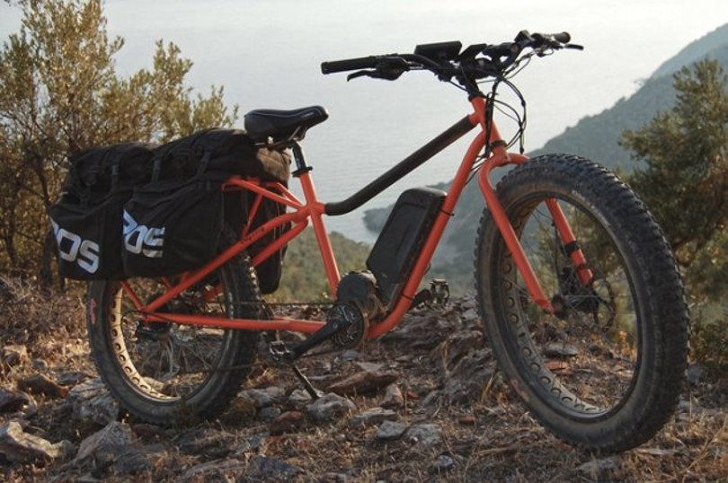 Made In Grece O Δημήτρης Πατούνης και τα χειροποίητα ηλεκτρικά του ποδήλατα: Ο «Hμίονος» ξεκινά από τη Λέσβο για να κατακτήσει τον κόσμο
