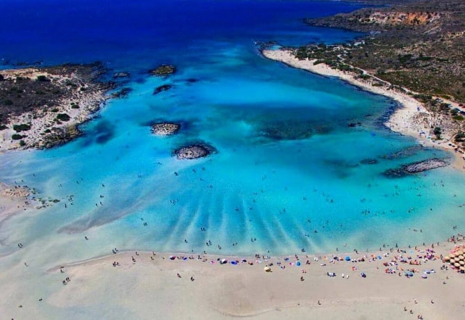 Ελαφονήσι: Η Καραϊβική της Ελλάδας βρίσκεται στην Κρήτη με απέραντο γαλάζιο & χρυσαφένια αμμουδιά – Η φωτογραφία της ημέρας