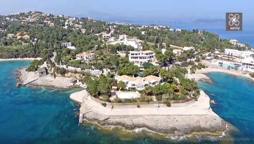 1 Άγ Αιμιλιανός Η χερσόνησος των επωνύμων με τις ακριβότερες βίλες στην Ελλάδα Greece Drone YouTube