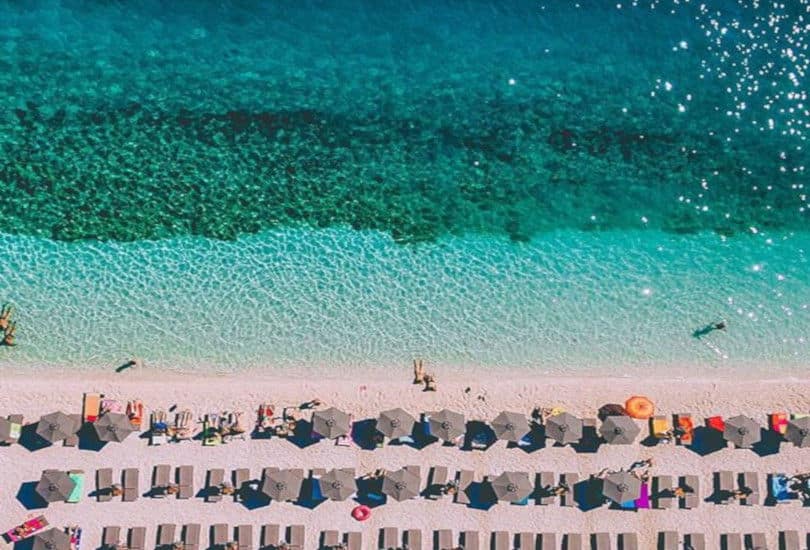 Αντίσαμος: Μία από τις ομορφότερες παραλίες της Κεφαλονιάς σε μία καταπληκτική φωτογραφική λήψη