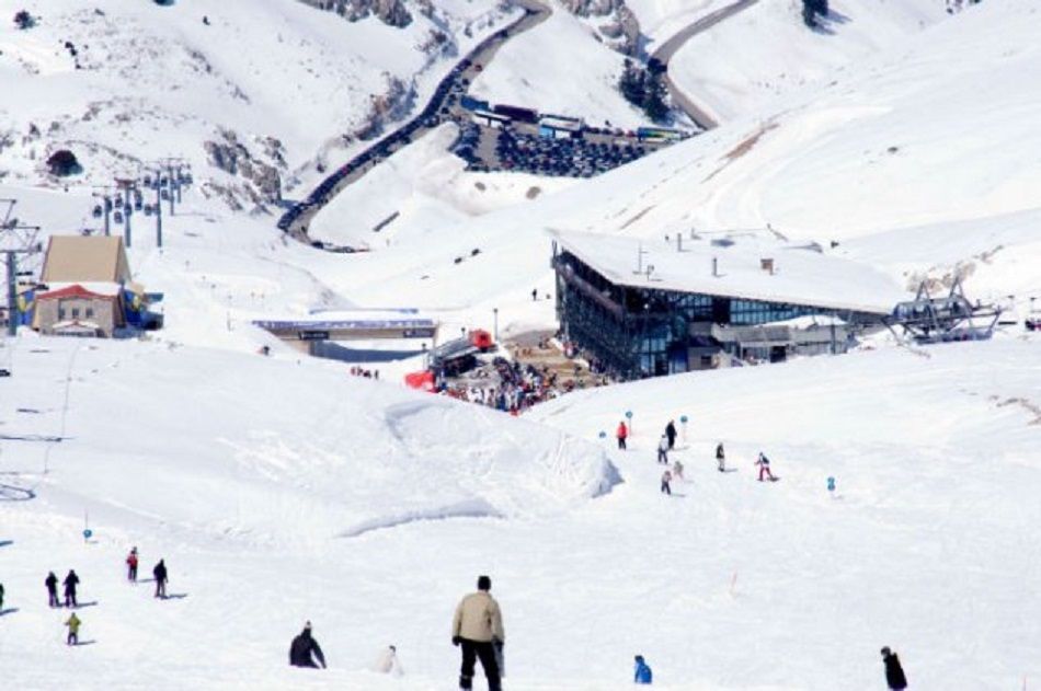 Αφιέρωμα: Ski Weekends στα χιονοδρομικά της Ελλάδας: Καϊμακτσαλάν , Μαίναλο, Καλάβρυτα, Καρπενήσι, Παρνασσός , Πήλιο (φώτο)