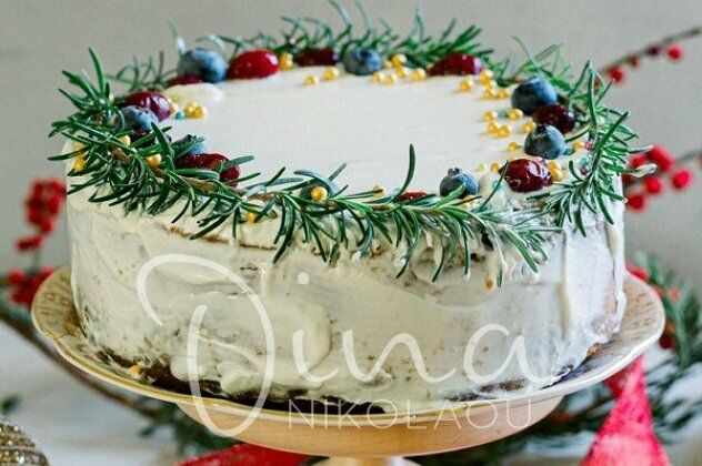 Η Ντίνα Νικολάου προτείνει για την Πρωτοχρονιά: Βασιλόπιτα με τρούφα και γλάσο τυριού