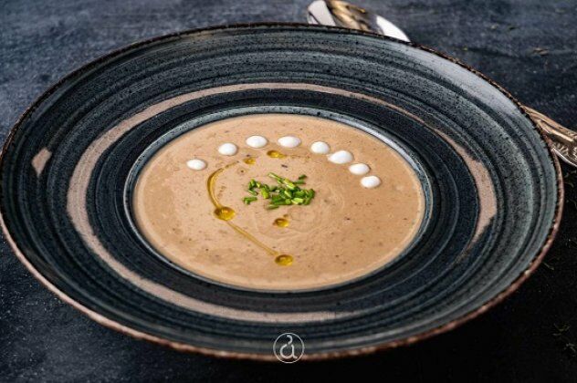 Αργυρώ Μπαρμπαρίγου: Σούπα κάστανο βελουτέ – ένα υπέροχο πρώτο πιάτο που θα εντυπωσιάσει τους καλεσμένους σας
