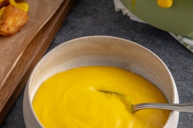 Γιάννης Λουκάκος: Συνταγή για τυρένια σάλτσα – είναι πανεύκολη να τη φτιάξεις και «σκίζει» από γεύση (βίντεο)