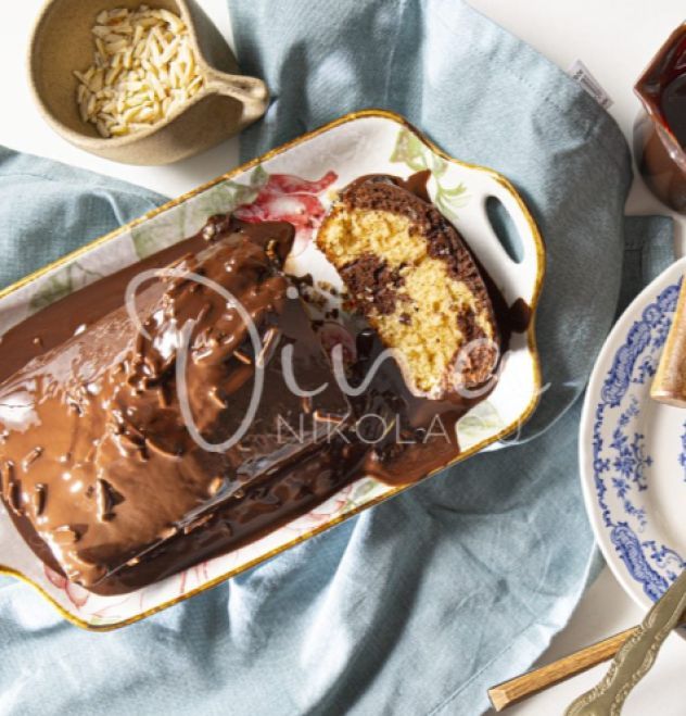 Κέικ μαρμπρέ με ινδοκάρυδο και σοκολάτα
